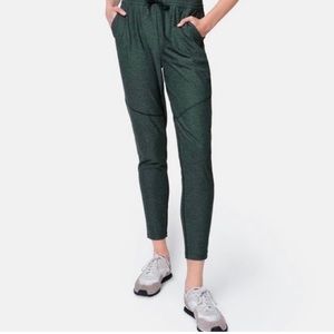 Outdoor Voices— (GREEN) Sunday Sweatpants — Size Medium